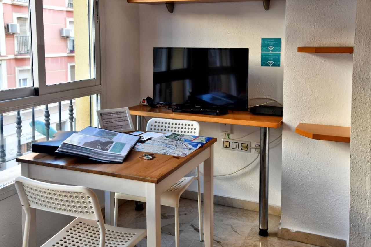 Wonderstays Apartamentos Vela Málaga Esterno foto