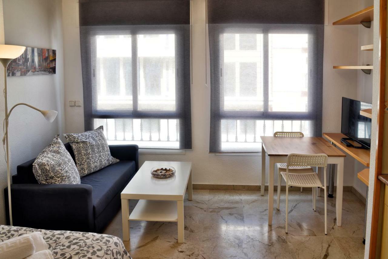 Wonderstays Apartamentos Vela Málaga Esterno foto